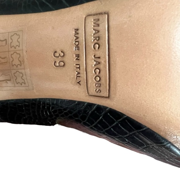 Marc Jacobs Mary Jane Heels Pumps Black Crocodile Embossed Leather 39 US 8.5 - Picture 8 of 8